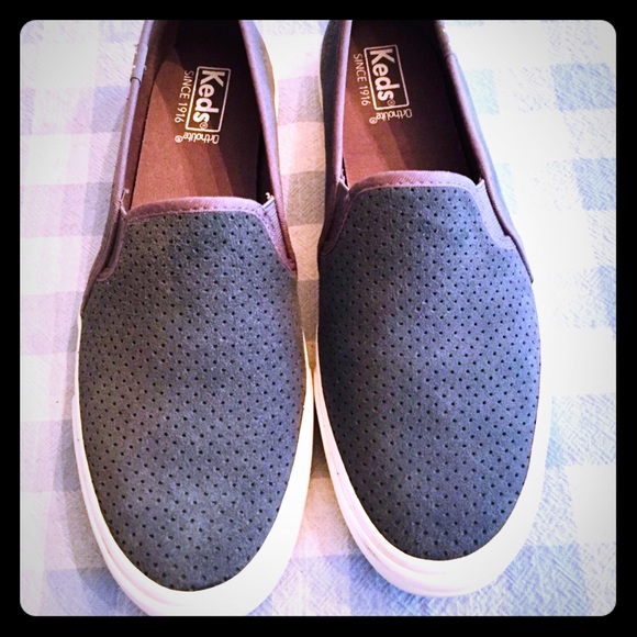 keds perforated slip on